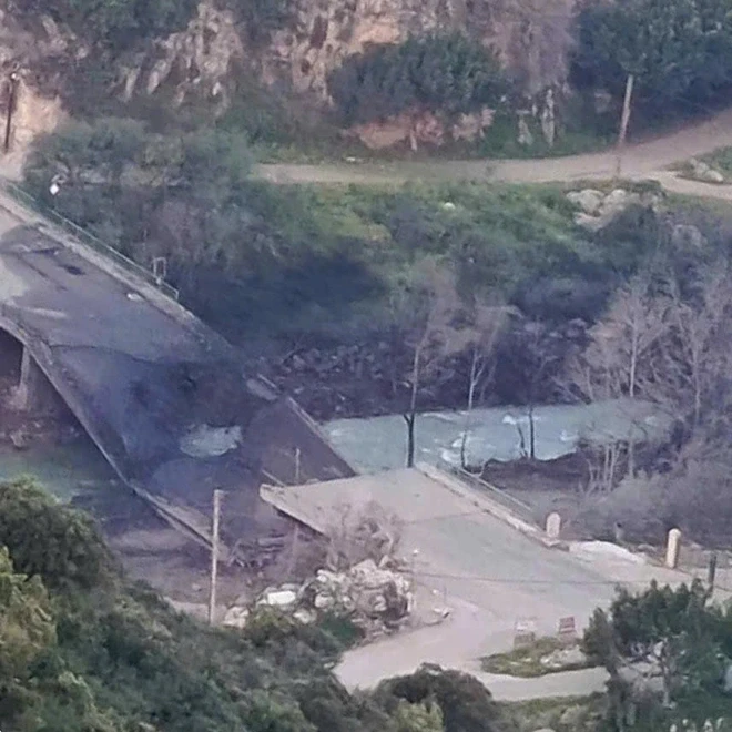 Điểm nóng xung đột ngày 5-4: Chiến thuật phá cầu của Israel ở Nam Lebanon Điểm nóng xung đột ngày 5-4: Chiến thuật phá cầu của Israel ở Nam Lebanon
