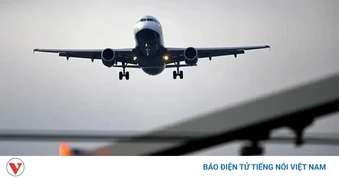 Dỡ hạn chế bay qua Iran, Nga nối lại đường bay tới UAE