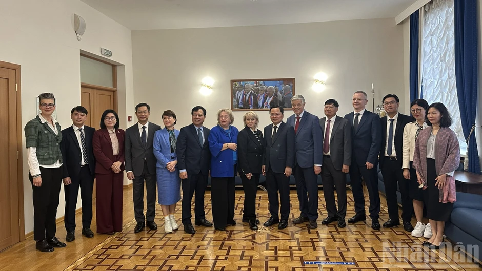 Đoàn đại biểu Tổng Liên đoàn Lao động Việt Nam kết thúc tốt đẹp chuyến thăm và làm việc tại Liên bang Nga