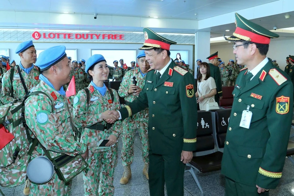 Đội Công binh số 5 của Việt Nam lên đường tới Abyei Đội Công binh số 5 của Việt Nam lên đường tới Abyei