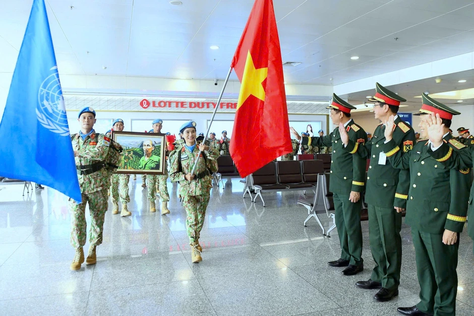 Đội Công binh số 5 của Việt Nam lên đường tới Abyei Đội Công binh số 5 của Việt Nam lên đường tới Abyei