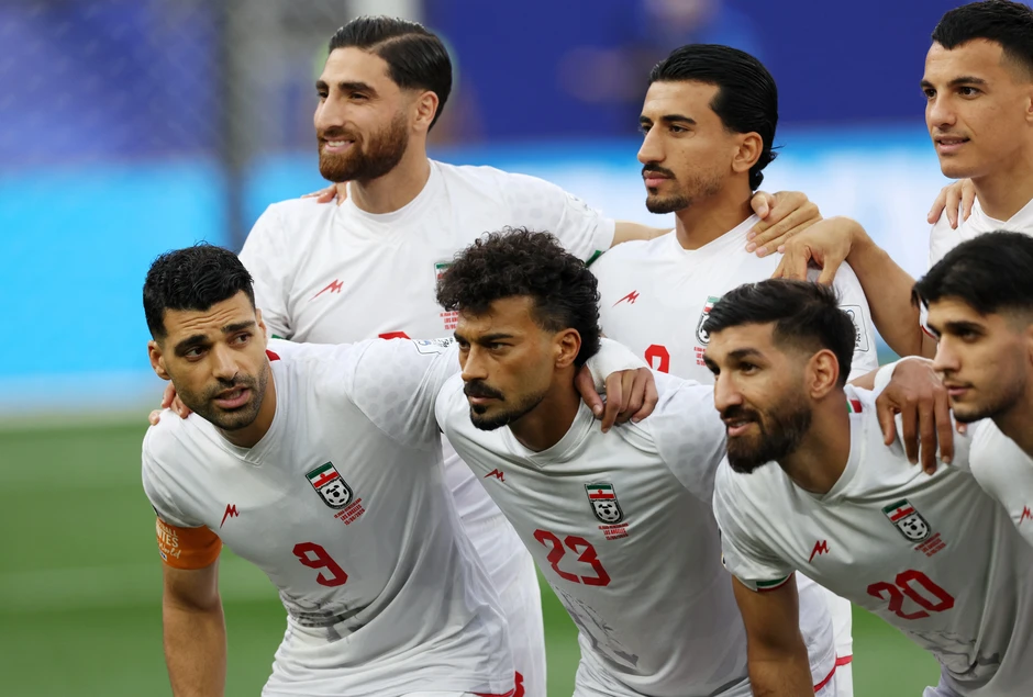 Đội tuyển Iran bị yêu cầu rời Mỹ ngay sau trận mở màn World Cup Đội tuyển Iran bị yêu cầu rời Mỹ ngay sau trận mở màn World Cup