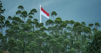 Động đất 7,7 độ gây cảnh báo sóng thần ở Indonesia