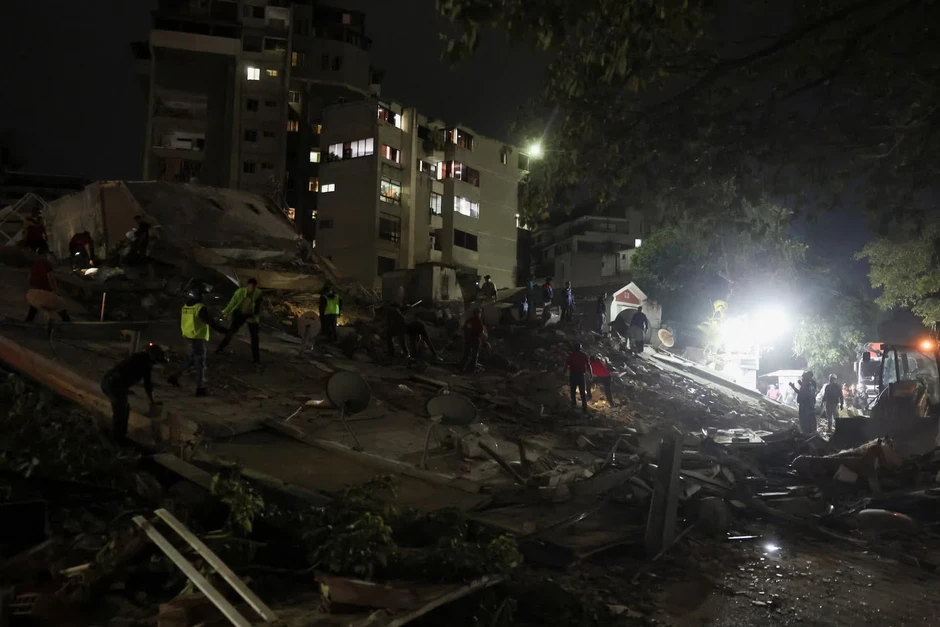 Động đất kép ở Venezuela: Nhiều tòa nhà đổ sập, thương vong có thể lên tới hàng ngàn người