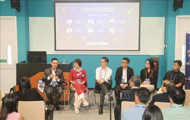 Động lực vươn tầm trong khoa học công nghệ và đổi mới sáng tạo Việt Nam tại Singapore Động lực vươn tầm trong khoa học công nghệ và đổi mới sáng tạo Việt Nam tại Singapore