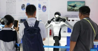 Dự báo lạc quan về ngành công nghiệp robot hình người