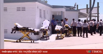 Du thuyền phát nổ gần bãi biển Miami (Mỹ)