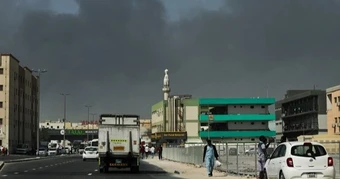 Dubai rung chuyển vì tên lửa Iran: "Ốc đảo hòa bình" vùng Vịnh gặp sóng gió