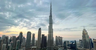 Dubai thưởng 817 USD cho mỗi người dân giúp hút thêm du khách