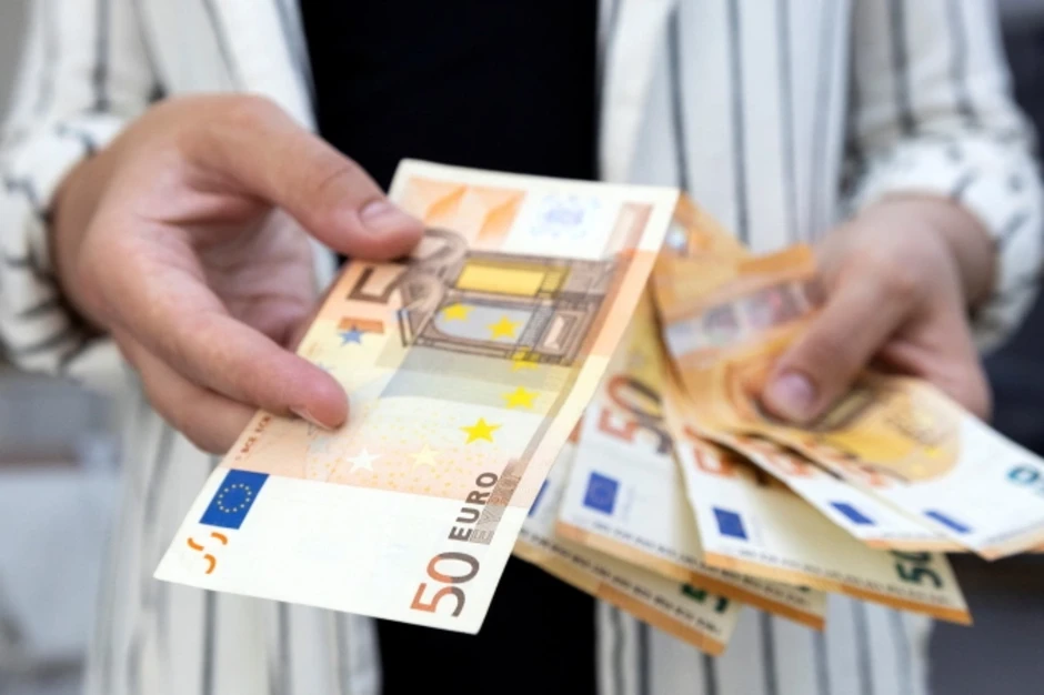 Đức bối rối xử lý hàng tỷ euro bị 'lãng quên' Đức bối rối xử lý hàng tỷ euro bị 'lãng quên'