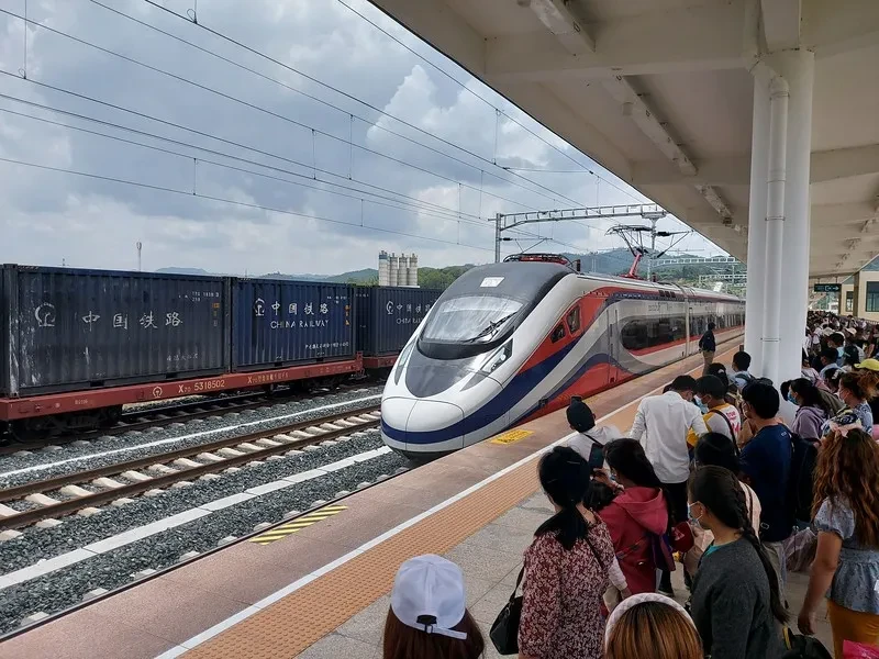 Đường sắt Trung Quốc - Lào: Hành lang vận tải quan trọng của khu vực Đường sắt Trung Quốc - Lào: Hành lang vận tải quan trọng của khu vực