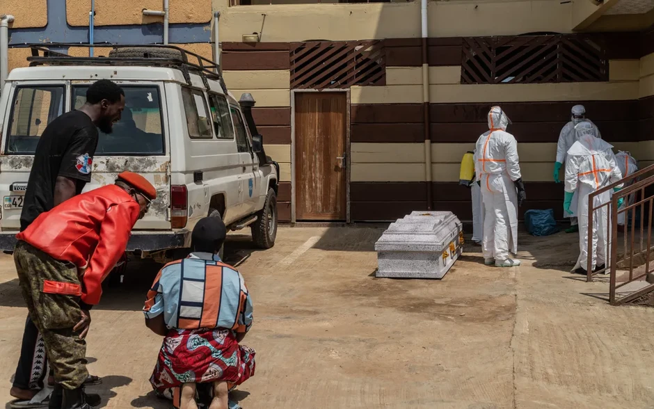 Ebola - mối đe dọa vẫn hiện hữu Ebola - mối đe dọa vẫn hiện hữu