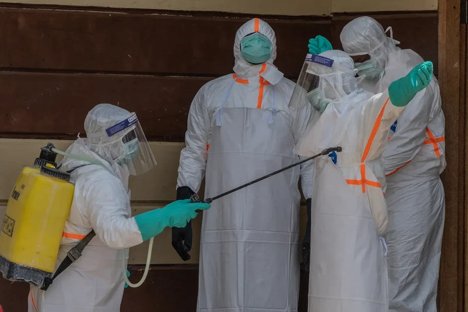 Ebola - mối đe dọa vẫn hiện hữu Ebola - mối đe dọa vẫn hiện hữu