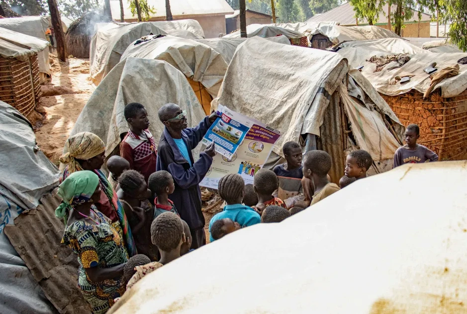 Ebola - mối đe dọa vẫn hiện hữu Ebola - mối đe dọa vẫn hiện hữu