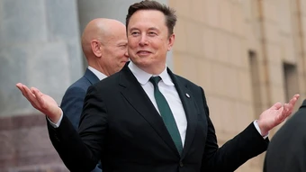 Elon Musk phủ nhận tin bán chi nhánh Tesla tại Trung Quốc