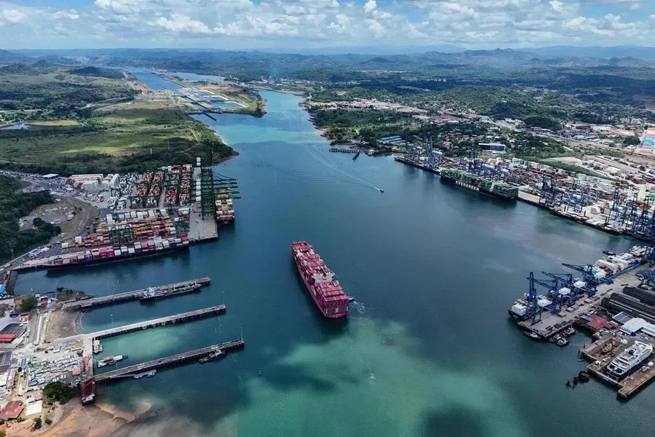 Eo biển Hormuz bị phong tỏa đẩy chi phí qua kênh đào Panama tăng cao Eo biển Hormuz bị phong tỏa đẩy chi phí qua kênh đào Panama tăng cao