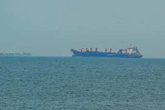 Eo biển Hormuz tắc nghẽn, nhà sản xuất dầu lớn nhất thế giới cảnh báo hậu quả thảm họa