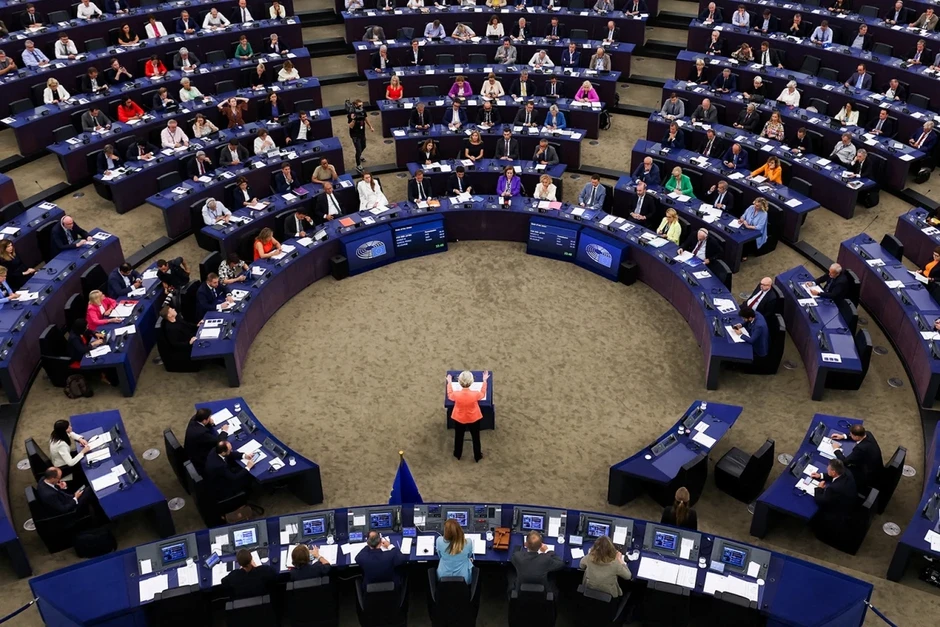 EU chính thức thông qua Thỏa thuận Thương mại Turnberry với Mỹ EU chính thức thông qua Thỏa thuận Thương mại Turnberry với Mỹ