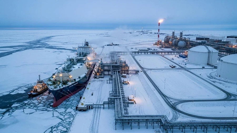 EU đã tìm ra một kẽ hở để tiếp tục mua LNG của Nga mà không bị cấm vận EU đã tìm ra một kẽ hở để tiếp tục mua LNG của Nga mà không bị cấm vận