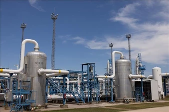 EU khuyến nghị giảm thuế năng lượng