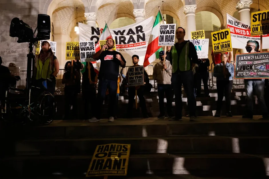 FBI cảnh báo nguy cơ Iran trả đũa nhằm vào các mục tiêu ở California FBI cảnh báo nguy cơ Iran trả đũa nhằm vào các mục tiêu ở California