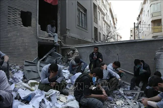 Gần 20 tàu thương mại Iran bị phá hủy bởi các cuộc không kích của Mỹ - Israel Gần 20 tàu thương mại Iran bị phá hủy bởi các cuộc không kích của Mỹ - Israel