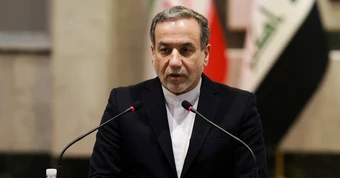 Giá dầu giảm sốc, chứng khoán lập đỉnh sau khi Iran tuyên bố 'mở hoàn toàn' eo biển Hormuz