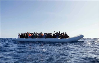 Giải cứu 92 người di cư ở ngoài khơi Mauritania và Libya