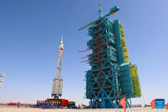 Hai phi hành gia Pakistan tham gia huấn luyện chung với Trung Quốc