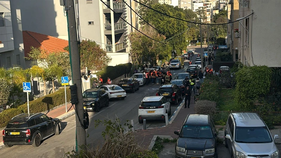 Hai tuần chiến tranh với Iran: Cuộc sống của người dân Israel thay đổi ra sao? Hai tuần chiến tranh với Iran: Cuộc sống của người dân Israel thay đổi ra sao?