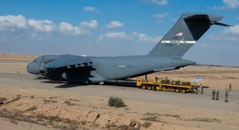 Hàng chục máy bay chở đạn dược tới Israel khi có tin Mỹ sắp nối lại hoạt động quân sự chống Iran