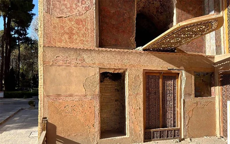 Hàng loạt di sản của Iran hư hại sau các cuộc không kích của Mỹ và Israel Hàng loạt di sản của Iran hư hại sau các cuộc không kích của Mỹ và Israel