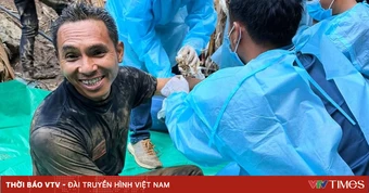 Hành trình giải cứu nghẹt thở 5 người mắc kẹt trong hang tại Lào