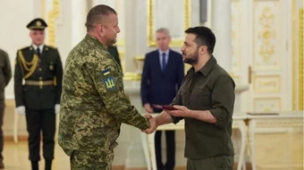 Hé lộ cuộc gặp kín giữa Tổng thống Ukraine và đối thủ bầu cử tiềm năng