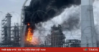 Hỏa hoạn bùng phát tại nhà máy lọc dầu của Nga sau vụ tấn công UAV