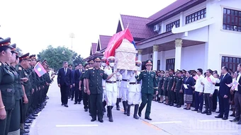 Hồi hương 9 liệt sĩ quân tình nguyện và chuyên gia Việt Nam hy sinh tại bắc Lào