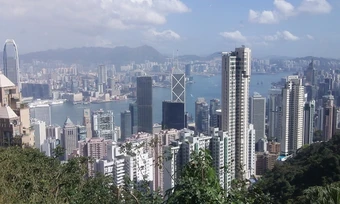 Hong Kong thu hút tài sản xuyên biên giới nhiều nhất toàn cầu