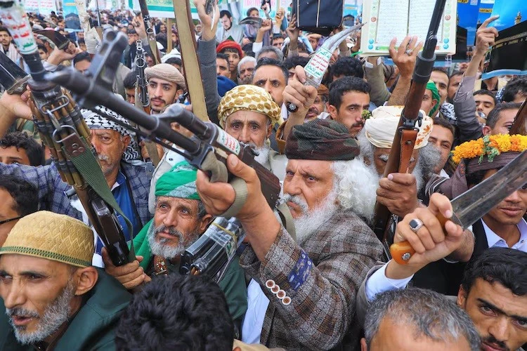 Houthi đẩy Biển Đỏ tới bờ vực khủng hoảng: Bab el-Mandeb có thể thành Hormuz thứ hai? Houthi đẩy Biển Đỏ tới bờ vực khủng hoảng: Bab el-Mandeb có thể thành Hormuz thứ hai?