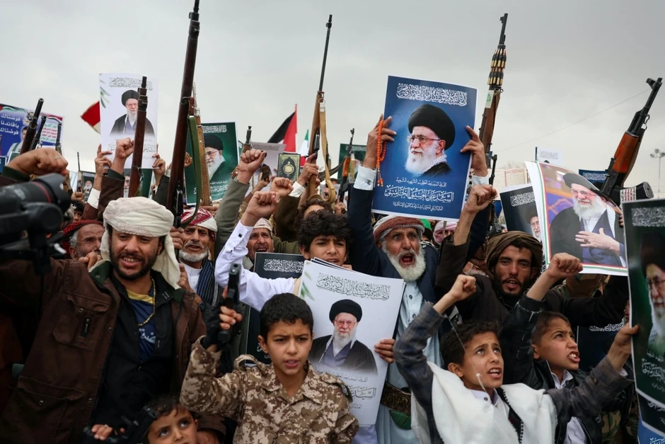 Houthi tuyên bố sẵn sàng tham chiến, Pakistan xác nhận hỗ trợ đàm phán Mỹ - Iran Houthi tuyên bố sẵn sàng tham chiến, Pakistan xác nhận hỗ trợ đàm phán Mỹ - Iran