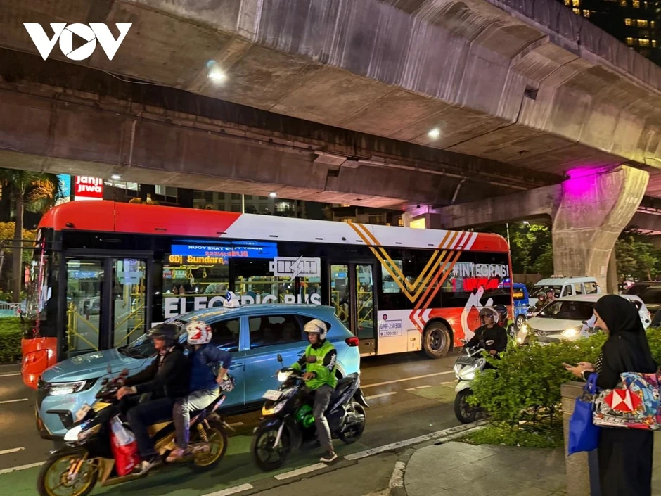 Indonesia chuyển đổi phương tiện vận tải bằng điện, giảm nhập khẩu năng lượng Indonesia chuyển đổi phương tiện vận tải bằng điện, giảm nhập khẩu năng lượng
