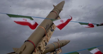 Iran bác tin đàm phán, chuẩn bị 'dành bất ngờ cho Mỹ và Israel'