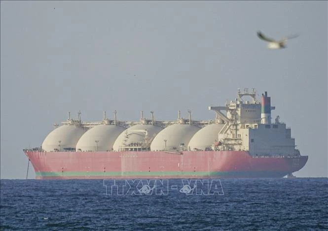 Iran ban hành cơ chế mới đối với tàu thuyền đi qua eo biển Hormuz Iran ban hành cơ chế mới đối với tàu thuyền đi qua eo biển Hormuz