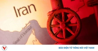Iran cân nhắc điều kiện cho dầu đi qua eo biển Hormuz