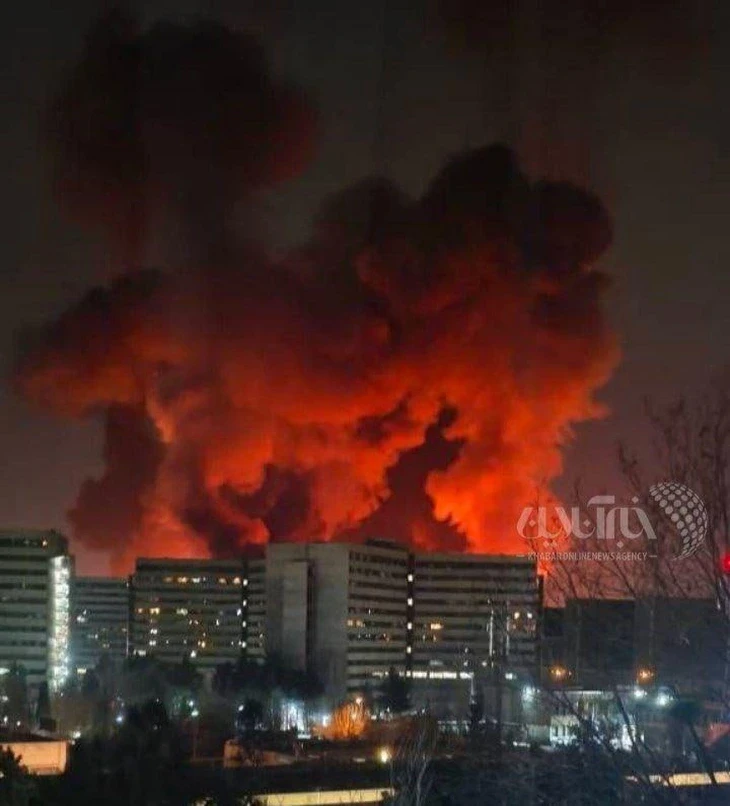 Iran cảnh báo châu Âu; IRGC thách tàu Mỹ hộ tống dầu qua eo biển Hormuz Iran cảnh báo châu Âu; IRGC thách tàu Mỹ hộ tống dầu qua eo biển Hormuz