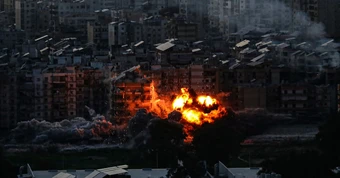 Iran cảnh báo châu Âu; IRGC thách tàu Mỹ hộ tống dầu qua eo biển Hormuz