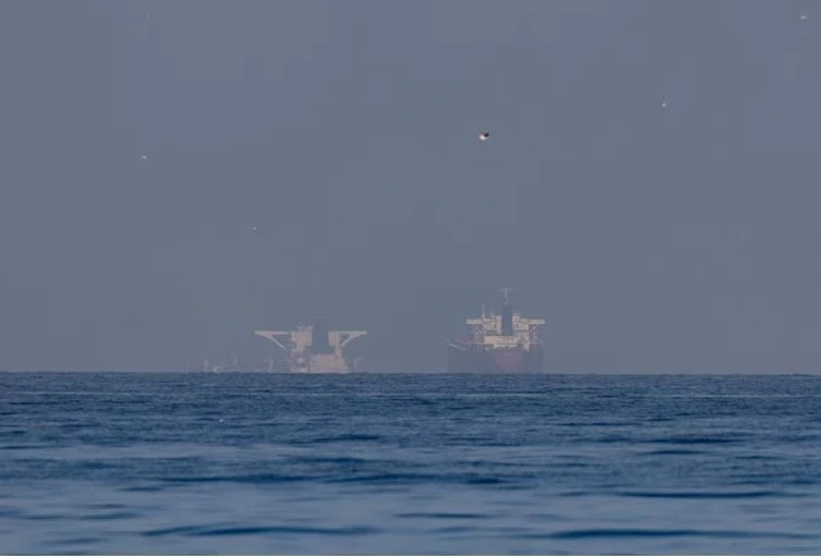 Iran cảnh báo đóng cửa Hormuz vô thời hạn nếu Mỹ tấn công hạ tầng năng lượng Iran cảnh báo đóng cửa Hormuz vô thời hạn nếu Mỹ tấn công hạ tầng năng lượng