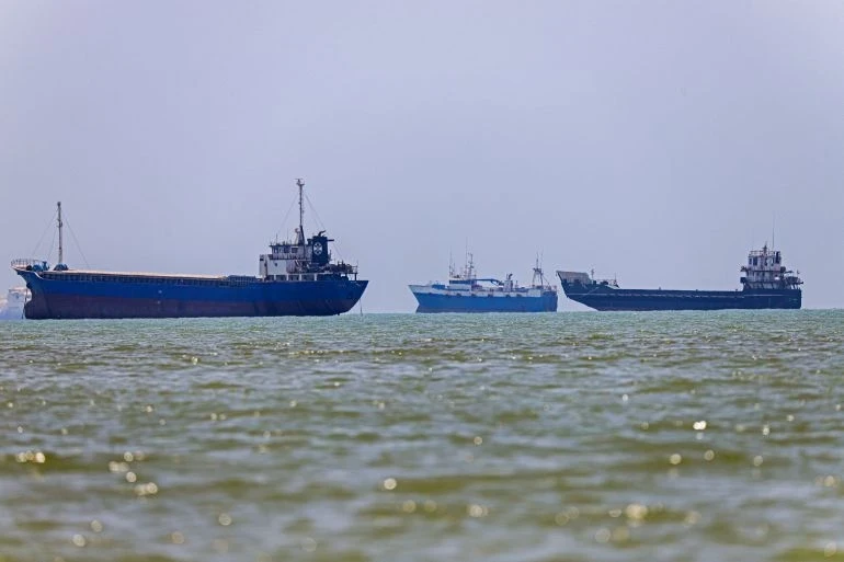 Iran cảnh báo hoạt động quân sự của Israel gần các nước láng giềng; IRGC buộc 3 tàu chở dầu quay đầu ở eo biển Hormuz Iran cảnh báo hoạt động quân sự của Israel gần các nước láng giềng; IRGC buộc 3 tàu chở dầu quay đầu ở eo biển Hormuz
