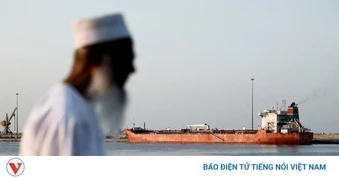 Iran cảnh báo sẽ “đóng hoàn toàn” eo biển Hormuz nếu Mỹ tấn công nhà máy điện