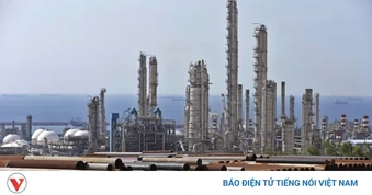 Iran cảnh báo sẽ phá hủy ngành năng lượng vùng Vịnh nếu tiếp tục bị tấn công