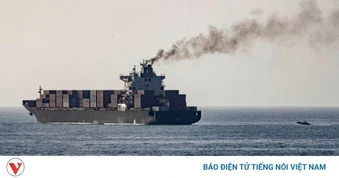 Iran cảnh báo sẽ tấn công dữ dội nếu tàu thuyền bị gây hấn